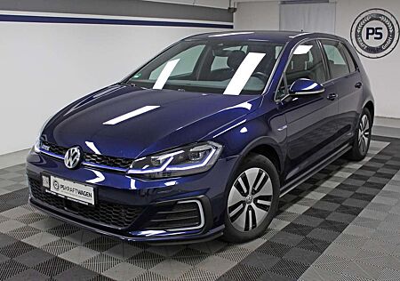 VW Golf Volkswagen 1.4 TSI GTE Aut. KAMERA ACC NAVI SHZ 1.HAND