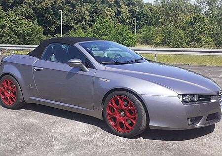 Alfa Romeo Spider 2.2 JTS 16V