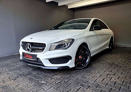 Mercedes-Benz CLA 45 AMG 4MATIC, LED, NAVI, LEDER / ALCANTARA, BI XENON