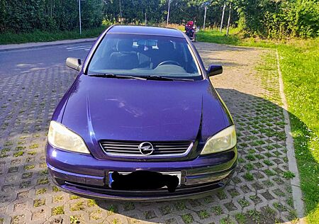 Opel Astra 1.6