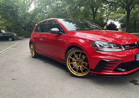 VW Golf GTI Volkswagen 2.0 TSI DSG Clubsport