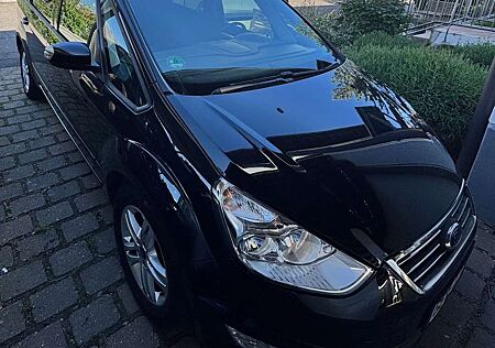Ford Galaxy 2.0 TDCi DPF Aut. Titanium