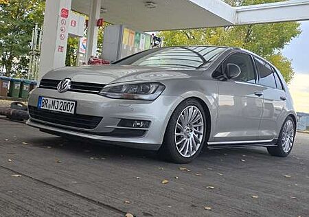 VW Golf Volkswagen Highline BMT