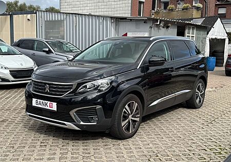 Peugeot 5008 1,2i*Vollleder*Sitzheizung*Klimaauto.*