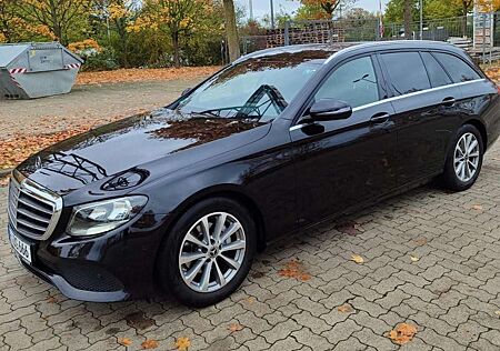 Mercedes-Benz E 200 d T 9G-TRONIC Exclusive