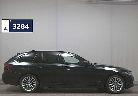 BMW 540 gebraucht kaufen BMW 540 d Touring xDr Leder Nav LC Pro HuD Pano Laser Face