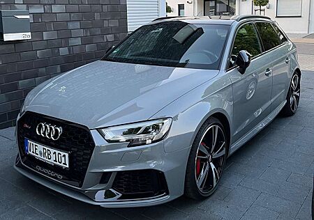 Audi RS3 A3 Sportback Sportback S tronic