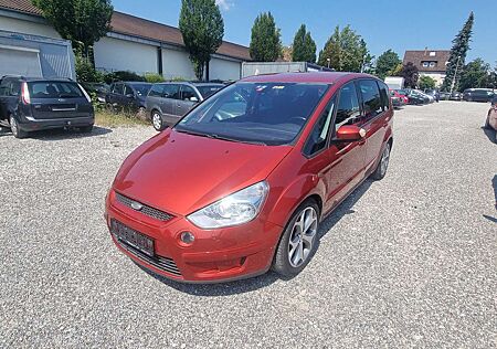 Ford S-Max Titanium 7 SITZER TÜV NEU