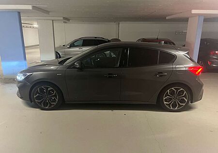 Ford Focus ST-Line