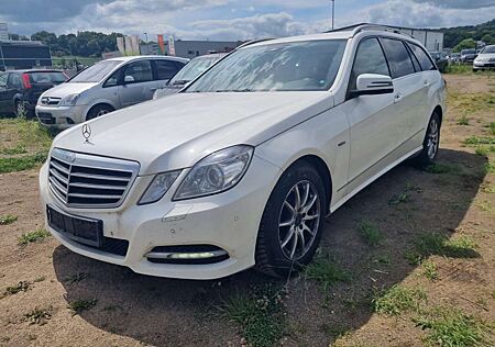 Mercedes-Benz E 220 E -Klasse T-Modell CDI