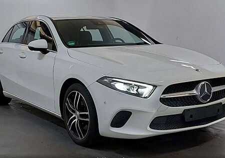 Mercedes-Benz A 250 4M Progessive MBUX/Navi/Leder/PTS/AHK/18'