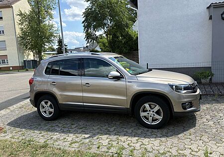VW Tiguan Volkswagen Lounge Sport & Style BMT