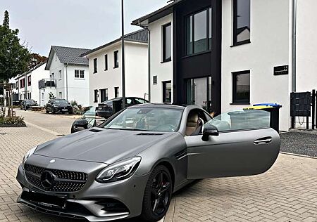 Mercedes-Benz SLC 200 AMG LINE 9G-TR-PANODACH-R.CAM-TOTWINK-LED