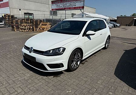 VW Golf Volkswagen VII Lim. BlueMotion,Rline ,Klima,Rline,Navi