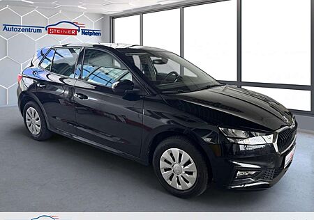 Skoda Fabia 1.0 MPI Essence Klima Parkwarner Klima