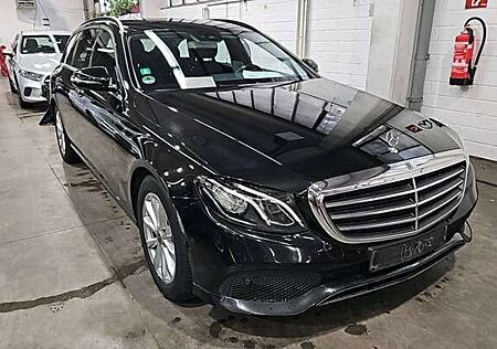 Mercedes-Benz E 220 d T Modell Automatik**Kamera+Winter**