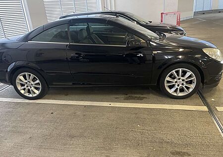Opel Astra Twin Top 1.8 Edition (Cabrio)