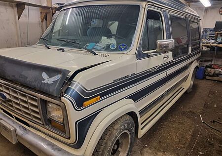 Ford Econoline E-150