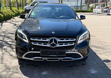 Mercedes-Benz GLA 180 CDI / d (156.912)