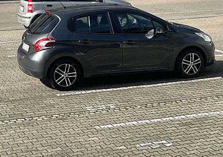 Peugeot 208 82 VTI Active