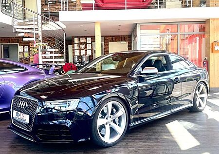 Audi RS5 Coupe qu. Akrapovic Pano B&O Keramikbr. 20"
