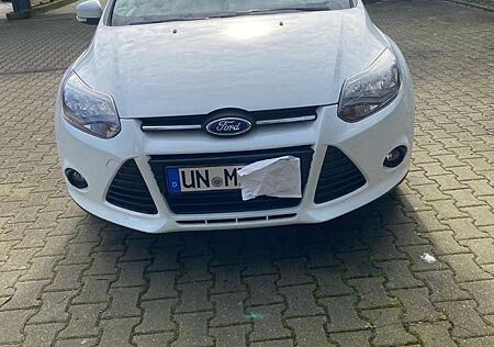 Ford Focus Turnier 1.0 EcoBoost Start-Stopp-System Business E