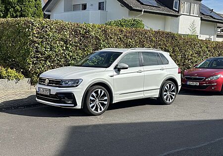 VW Tiguan Volkswagen Highline BMT/Start-Stopp 4Motion