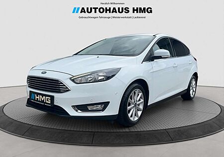 Ford Focus Lim. Titanium*NAVI*SHZ*TEMPOM*PDC*WINTERP*