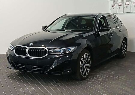 BMW 320 d Touring xDrive/CURVED/PANO/AHK/VOLLLEDER
