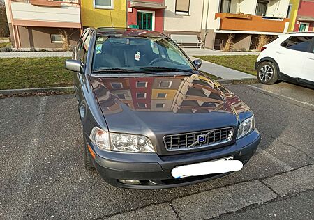 Volvo V40 1.8