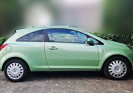 Opel Corsa 1.4 16V Edition 111 Jahre