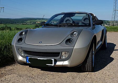 Smart Roadster mit LED und vielen Neuteilen