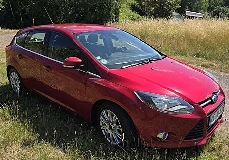 Ford Focus 1.6 TDCi DPF Start-Stopp Titanium AHK Tempomat