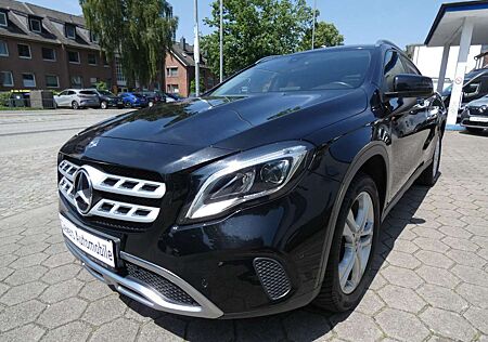 Mercedes-Benz GLA 220 CDI / d 4Matic 7G-DCT Navi Kamera LED SHZ