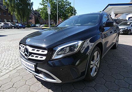 Mercedes-Benz GLA 220 CDI / d 4Matic 7G-DCT Navi Kamera LED SHZ