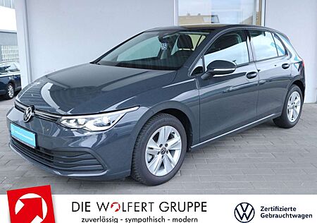 VW Golf Volkswagen VIII 1.5 TSI Life NAVI RFK PANO MATRIX