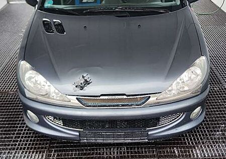 Peugeot 206 75 JBL