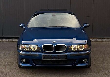 BMW M5 E39