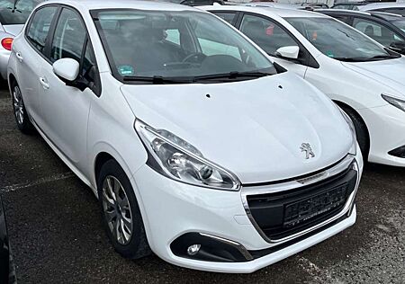 Peugeot 208 Active, 1. Hand,114.000 KM,Klima, Euro 6