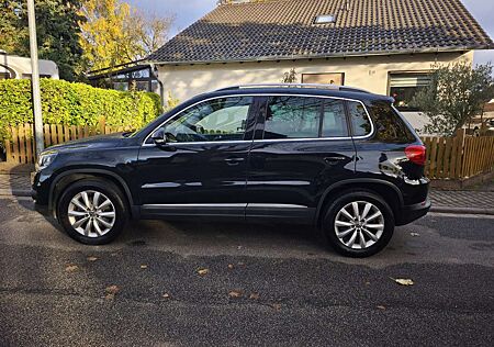 VW Tiguan Volkswagen 1.4 TSI Sport , 56.000 KM, Top Zustand