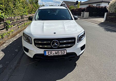 Mercedes-Benz GLB 200 7G-DCT Style