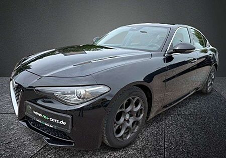 Alfa Romeo Giulia 2.2 150 PS, Navi, Bi-Xenon