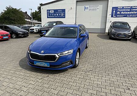 Skoda Octavia First Edition 2,0TDI Aut Navi LED Temp PDC Head-Up
