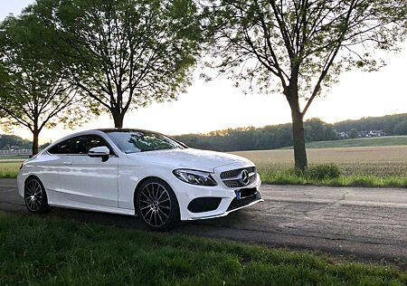 Mercedes-Benz C 220 C220d Coupé, AMG-Paket, Burmester, Pano, 360*