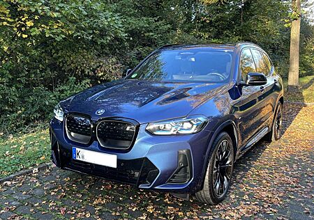 BMW iX3 Impressive - wie neu, aus 1. Hand, Laser, AHK, HUD