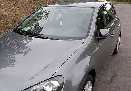 VW Golf Volkswagen 1.4 TSI AXA