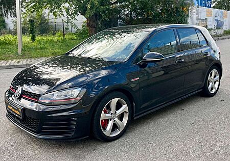 VW Golf Volkswagen VII Lim. GTI Performance BMT