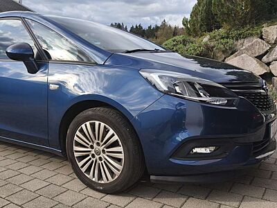 Opel Zafira Tourer