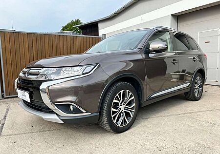 Mitsubishi Outlander Plus 2WD