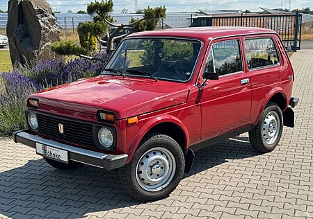 Lada Niva 1600 WAS 2121 TOP ZUSTAND: 2+